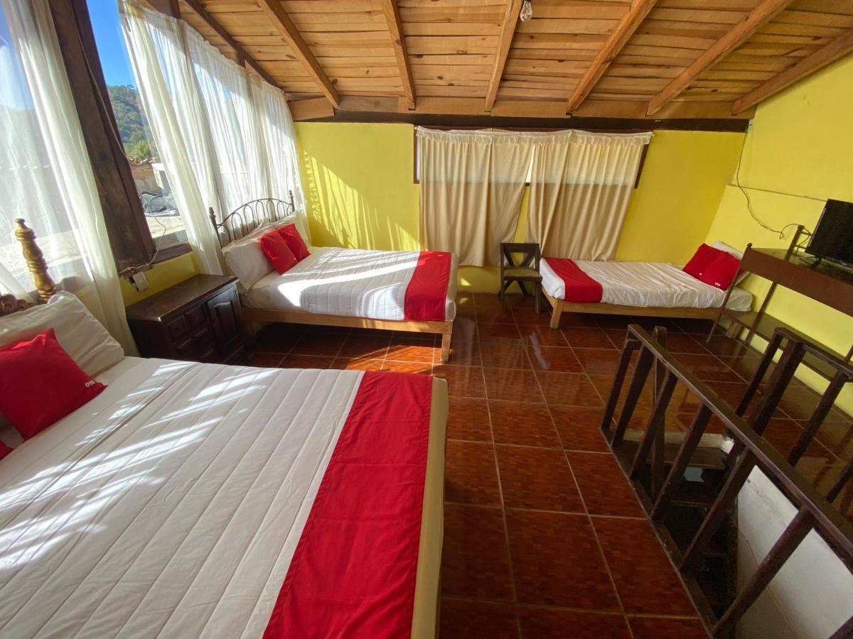 Hotel De Cervantes San Sebastián del Oeste Szoba fotó